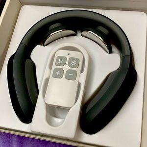 Neck Massage 💆🏻‍♀️